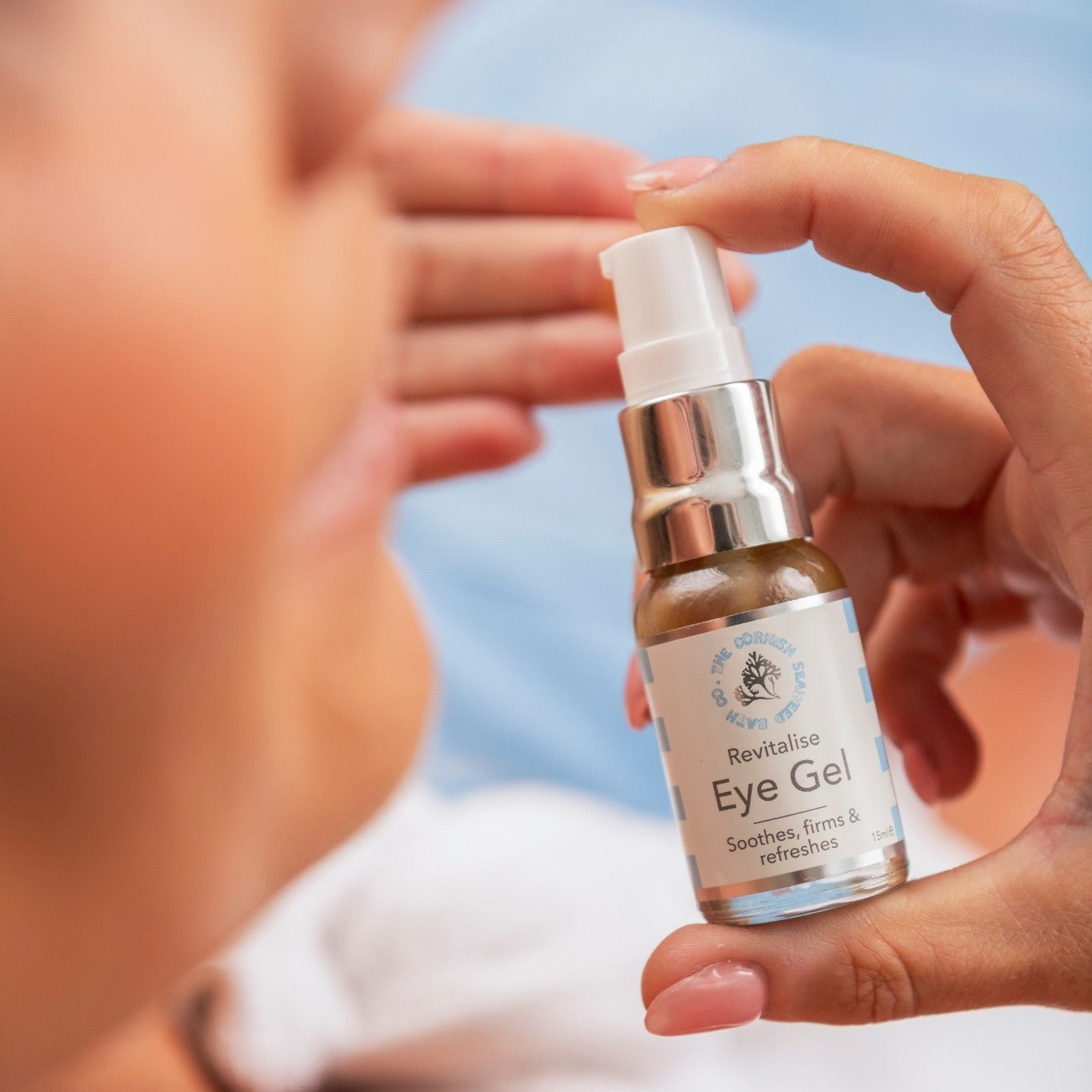 Dark Eye Bag Cream Guide: Seaweed-Based Results - The Cornish Seaweed Bath Co.