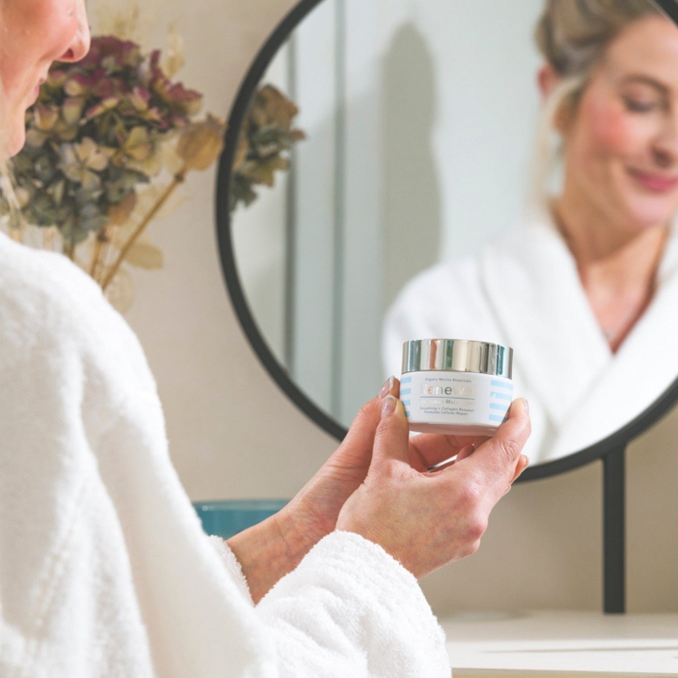 Moisturiser with Sun Protection: The Complete Guide - The Cornish Seaweed Bath Co.