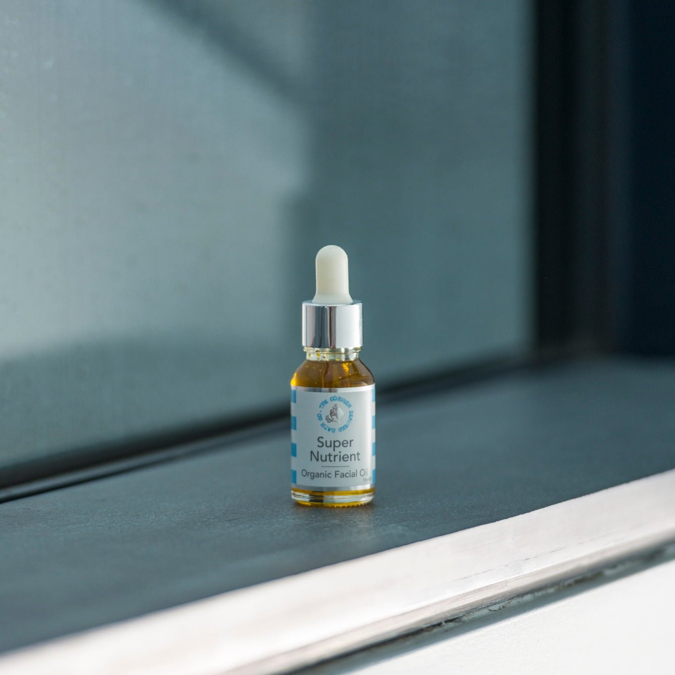 Rosehip Oil Benefits & How to Choose the Best One - The Cornish Seaweed Bath Co.